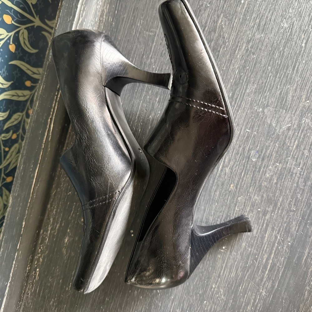 Franco Sarto Women’s Black Fine Leather Western Stitch Slip On Heel Shoes - Picture 4 of 10